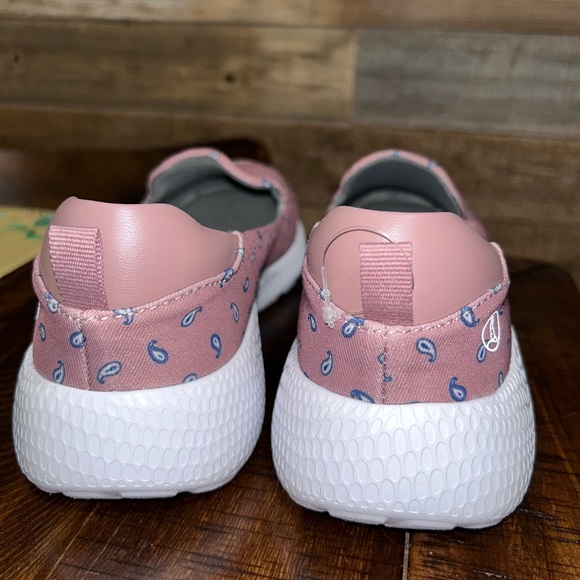 EUC Lands End Women’s Gatas Lightweight Comfort Slip On Shoes 7.5 - Picture 7 of 8